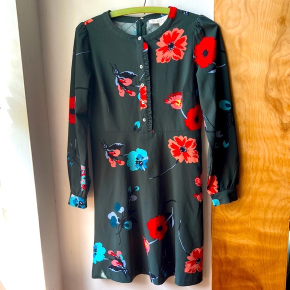Light Green Floral Deep V-Neck Long Sleeve Midi Dress